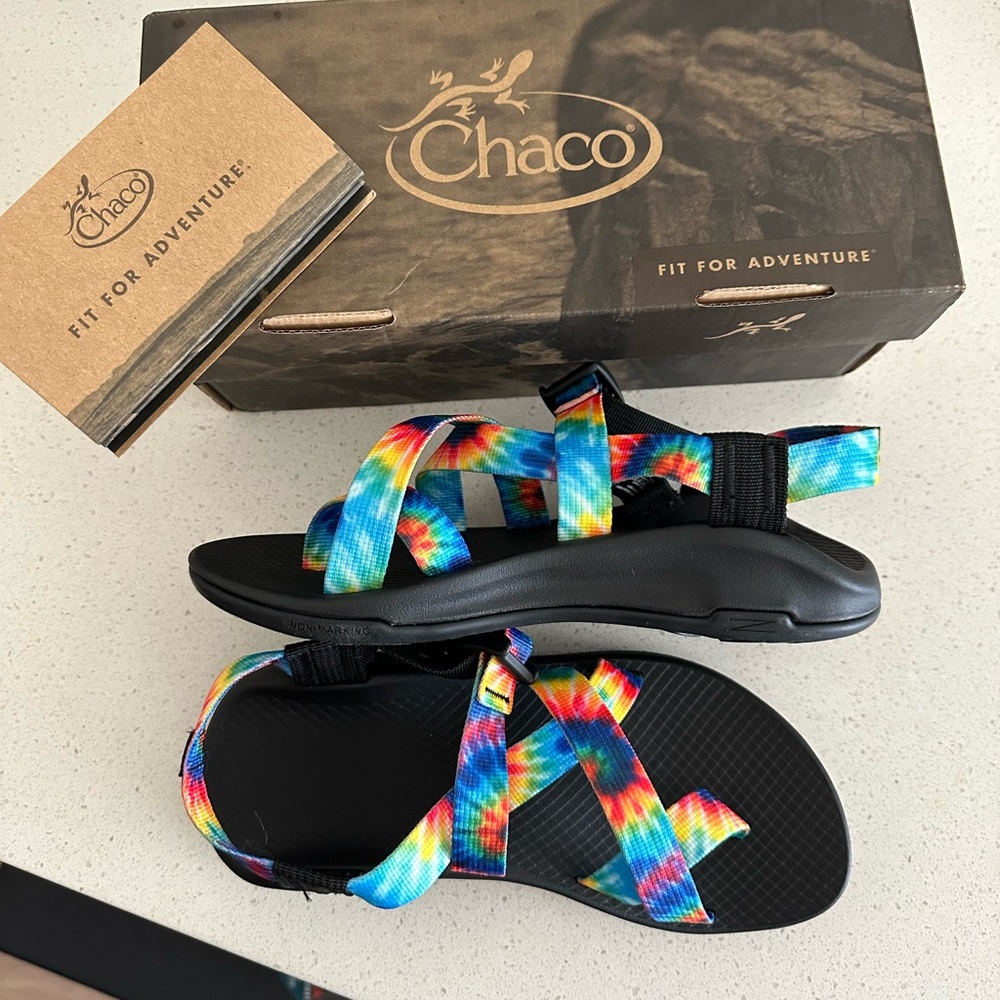 Brand new z cloud chacos